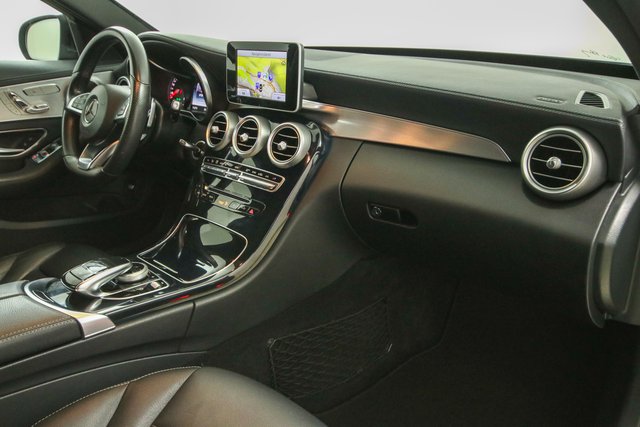 Mercedes-Benz C 400 T 4Matic AMG Line Keyless Leder - foto 8