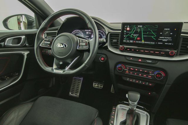Kia ProCeed 1.6 TGDI DCT GT JBL ACC Kamera LED Pano - foto 9