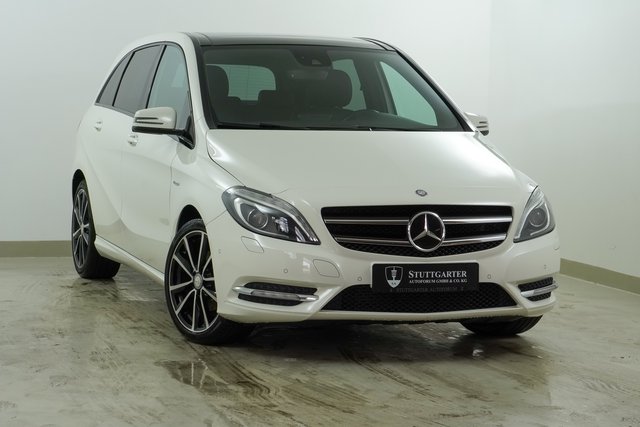 Mercedes-Benz B 200 Edition 1 Pano Leder Navi Night - photo 1