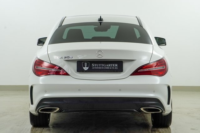 Mercedes-Benz CLA 200 7G AMG Line Leder Pano LED Kamera - bilder 5