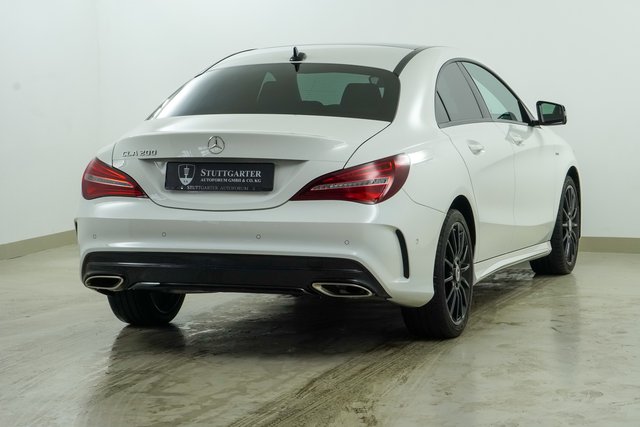 Mercedes-Benz CLA 200 7G AMG Line Leder Pano LED Kamera - bilder 6