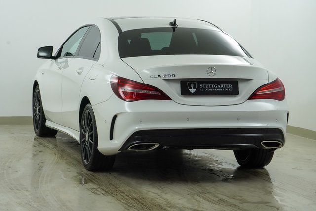 Mercedes-Benz CLA 200 7G AMG Line Leder Pano LED Kamera - bilder 4