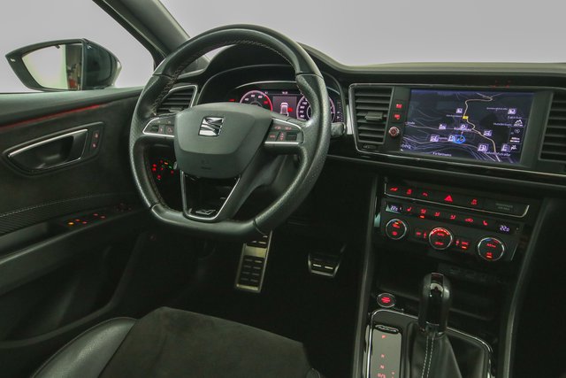 CUPRA Leon Cupra 300 Carbon Edition 4Drive VIRTUAL ACC - bilder 10