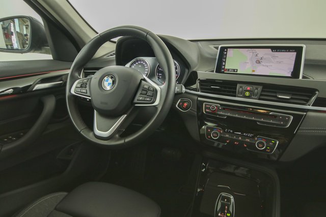 BMW X1 sDrive 18 i M Sport Line LED - bilder 9