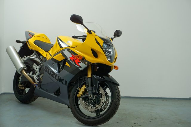 Suzuki GSX-R 1000 K4 1 Hand 1980 Km - photo 1