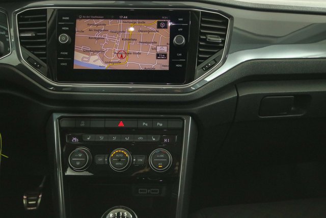 Volkswagen T-Roc IQ.DRIVE R Line Navi ACC Kamera - foto 10