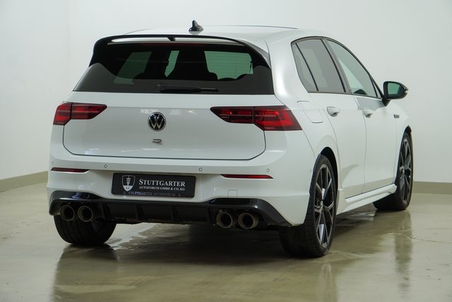 Volkswagen Golf VIII R 4Motio Pano Leder Akrapovic IQ.Light - bilder 6