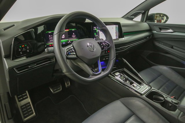 Volkswagen Golf VIII R 4Motio Pano Leder Akrapovic IQ.Light - bilder 7