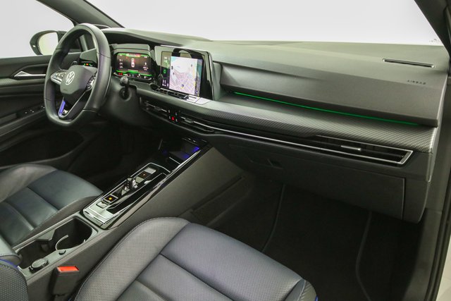 Volkswagen Golf VIII R 4Motio Pano Leder Akrapovic IQ.Light - bilder 8