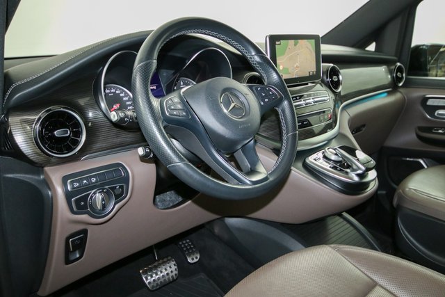 Mercedes-Benz V 300 d EDITION 19 4M lang AMG Line Pano 360 AHK - foto 7