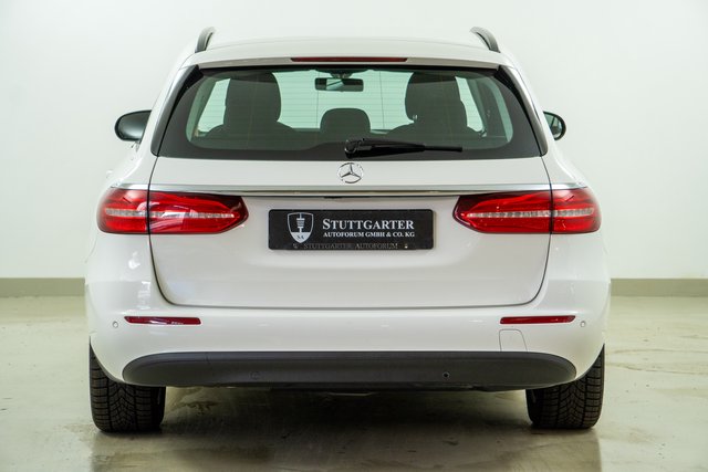 Mercedes-Benz E 220 d 9G-Tronic Kamera LED Navi - bilder 5