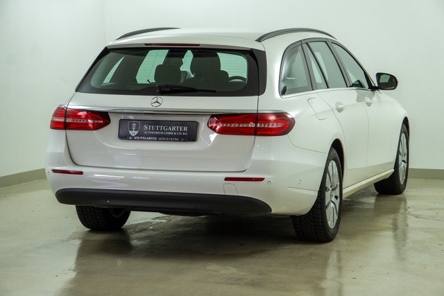 Mercedes-Benz E 220 d 9G-Tronic Kamera LED Navi - bilder 6