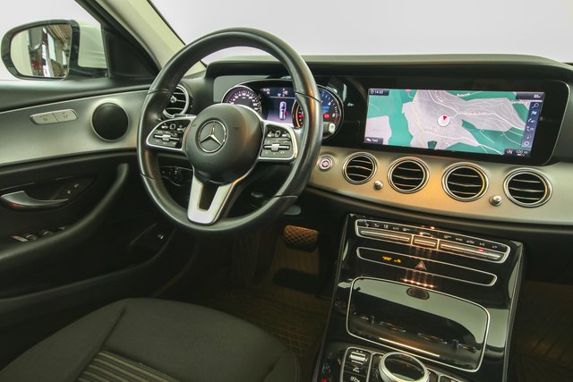 Mercedes-Benz E 220 d 9G-Tronic Kamera LED Navi - bilder 9