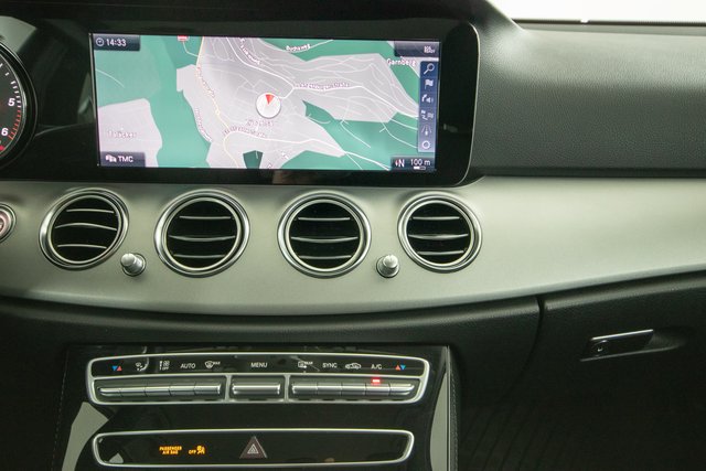 Mercedes-Benz E 220 d 9G-Tronic Kamera LED Navi - bilder 10