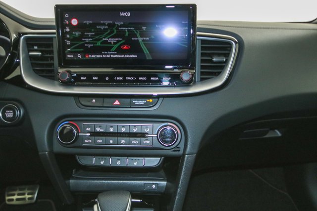 Kia Ceed DCT GT ACC Pano Kamera Memory LED JBL - bilder 10
