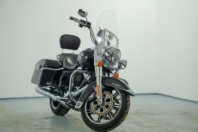 Harley-Davidson FLHR Road King CLASSIC 1 Hand - photo 1