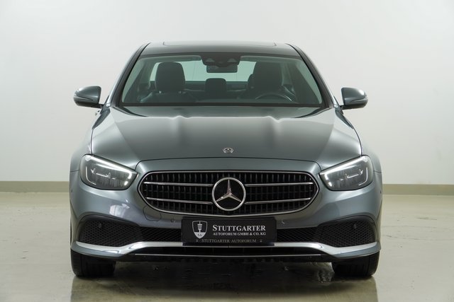 Mercedes-Benz E 300 e Avantgarde Kamera MBUX DAB Teilleder - photo 2