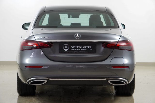 Mercedes-Benz E 300 e Avantgarde Kamera MBUX DAB Teilleder - photo 5