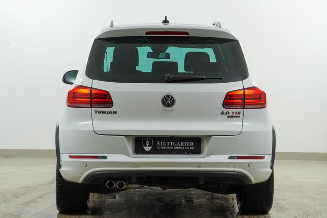Volkswagen Tiguan Lounge 4Motion R-Line Pano AHK DYNAUDIO - bilder 5