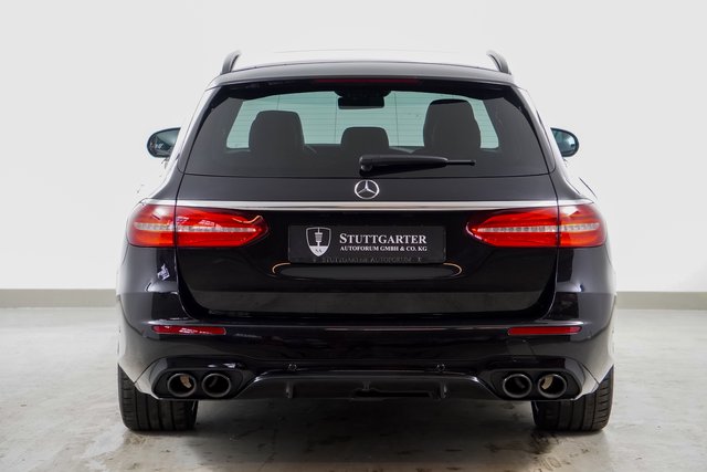 Mercedes-Benz E 53 AMG 4Matic+ Pano Leder Luft 360K AHK KEYLES - photo 5