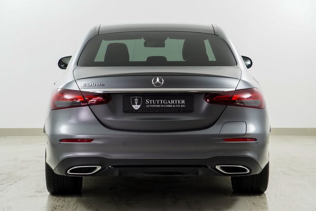 Mercedes-Benz E 300 e Pano AMG Line Designo magno Night AHK - photo 5