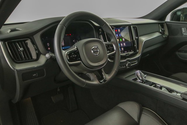 Volvo XC60 Plus Black Edition AWD Pano ACC 360K 21Zoll - bilder 7