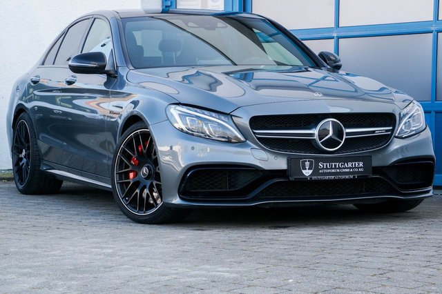 Mercedes-Benz C 63 AMG Pano Leder Distr Kamera Perf-Abgas DAB - bilder 1