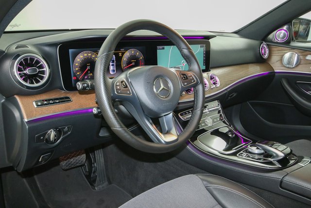 Mercedes-Benz E 400 4M AMG Line Distronic 360K Head-up Keyles - photo 7