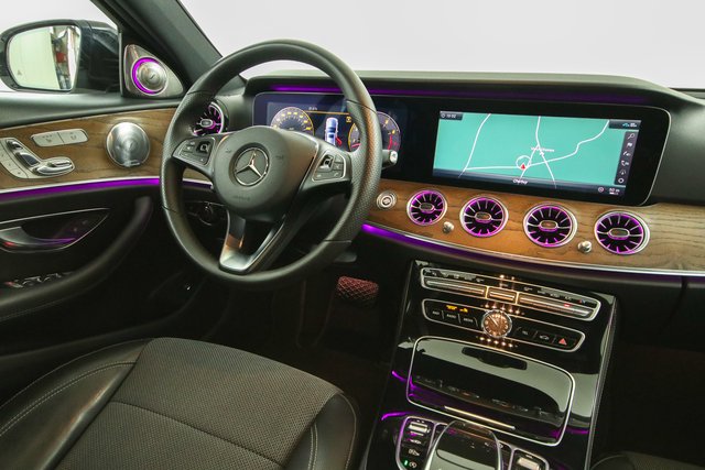 Mercedes-Benz E 400 4M AMG Line Distronic 360K Head-up Keyles - photo 9