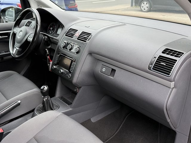 Volkswagen Touran Trendline BMT Navi Kamera Klima Schalter - foto 8