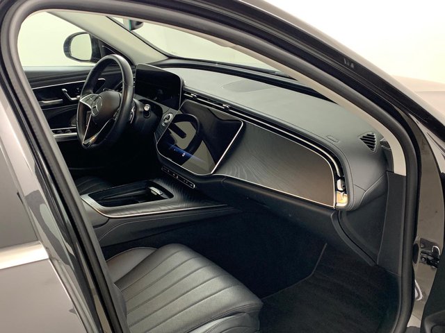 Mercedes-Benz E 450 4M Avantgarde Advanced Plus Pano Leder - bilder 8