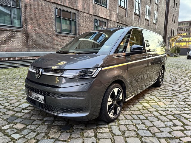 Volkswagen T7 Multivan 2.0 TDI Style Vollausstattung Used vehicle for sale | First registration 02/2024 | Price 57.900 €