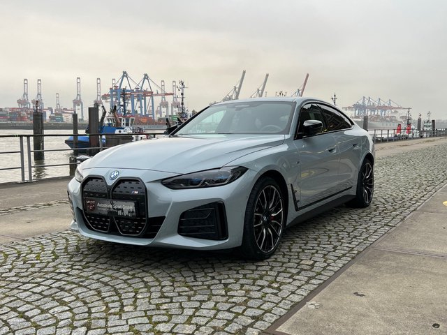 BMW i4 M50 xDrive Grand Coupe M Sportsitze / Live Cockpit Prof Gebrauchtwagen Kaufen | EZ 04/2022 | Preis 94.900 €