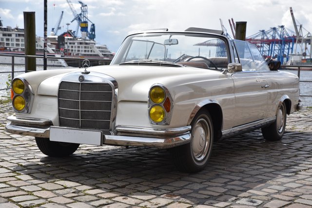 Mercedes-Benz 220 SE Gebrauchtwagen Kaufen | EZ 02/1963 | Preis 81.900 €