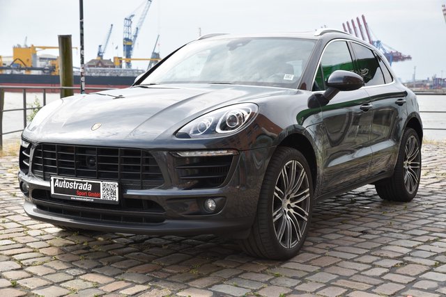 Porsche Macan S Used vehicle for sale | First registration 02/2017 | Price 43.700 €