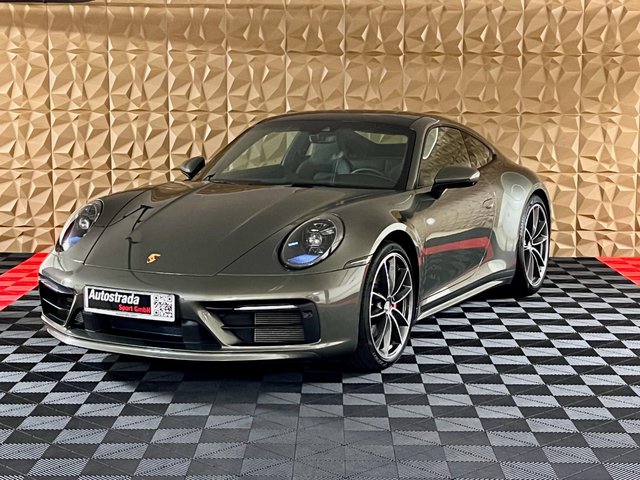 Porsche 992 4S Coupe Surround View Sport-Auspuffanlage Used vehicle for sale | First registration 10/2021 | Price 167.900 €