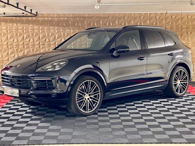 Porsche Cayenne S Head-up-Display Matrix Sport-Auspuffanlage Gebrauchtwagen Kaufen | EZ 01/2020 | Preis 99.900 €