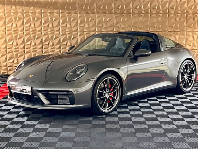 Porsche 992 Targa 4S Surround View Sport-Auspuffanlage Gebrauchtwagen Kaufen | EZ 10/2021 | Preis 204.900 €