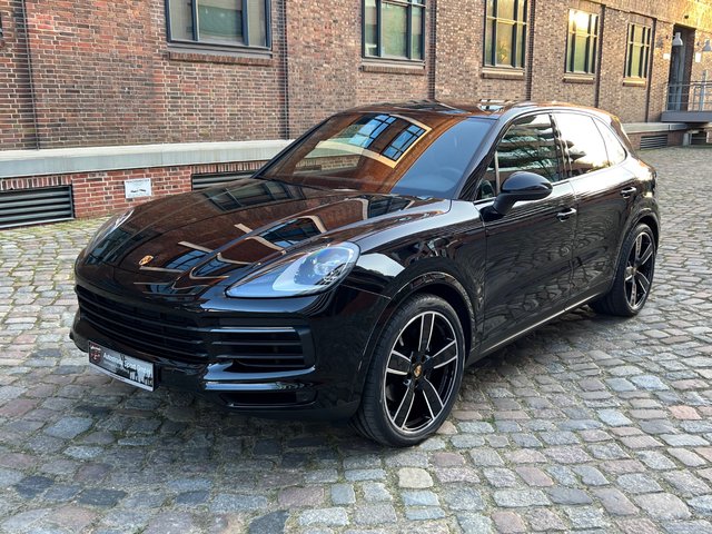 Porsche Cayenne Panorama-Schiebedach Sport-Auspuffanlage Gebrauchtwagen Kaufen | EZ 11/2021 | Preis 104.900 €