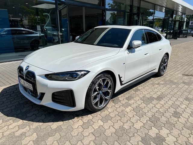 BMW i4 eDrive40 M Sport Grand Coupe Gebrauchtwagen Kaufen | EZ 02/2022 | Preis 85.500 €