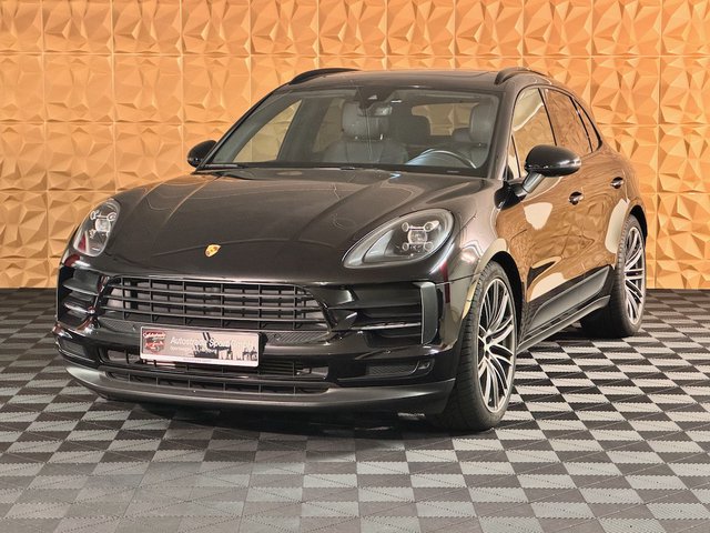 Porsche Macan Panorama Porsche Approved Used vehicle for sale | First registration 03/2019 | Price 54.900 €