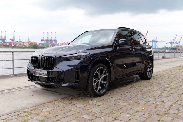 BMW X5 40 d xDrive M Sport Gebrauchtwagen Kaufen | EZ 11/2023 | Preis 78.900 €