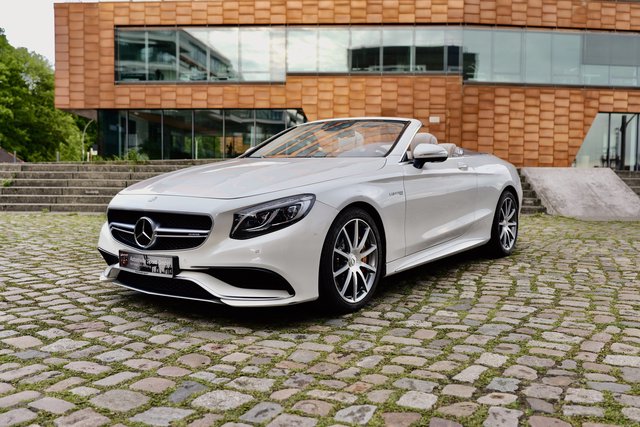 Mercedes-Benz S 63 AMG 4Matic Keramik-Bremsanlage Used vehicle for sale | First registration 07/2016 | Price 92.900 €