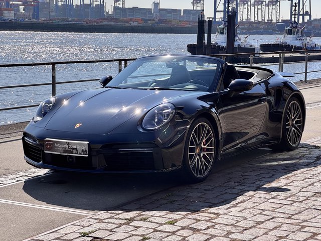 Porsche 992 Turbo Cabriolet Sport-Auspuffanlage Gebrauchtwagen Kaufen | EZ 12/2020 | Preis 186.900 €