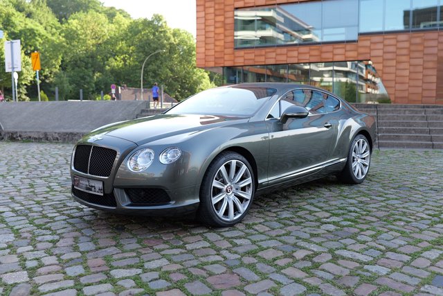 Bentley Continental GT Coupe V8 4WD Full service record from Bentley Gebrauchtwagen Kaufen | EZ 08/2012 | Preis 69.900 €