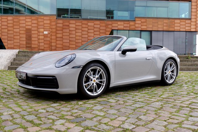Porsche 992 Carrera 4 Cabriolet Sportsitze BOSE Gebrauchtwagen Kaufen | EZ 08/2024 | Preis 134.900 €