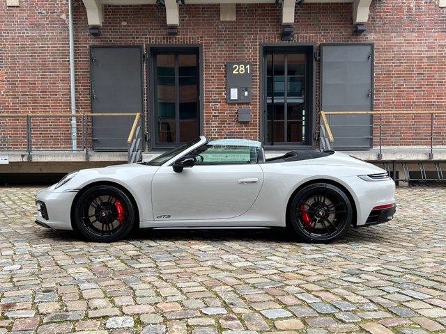 Porsche 992 Carrera GTS Cabriolet Liftsystem System Gebrauchtwagen Kaufen | EZ 03/2023 | Preis 189.900 €