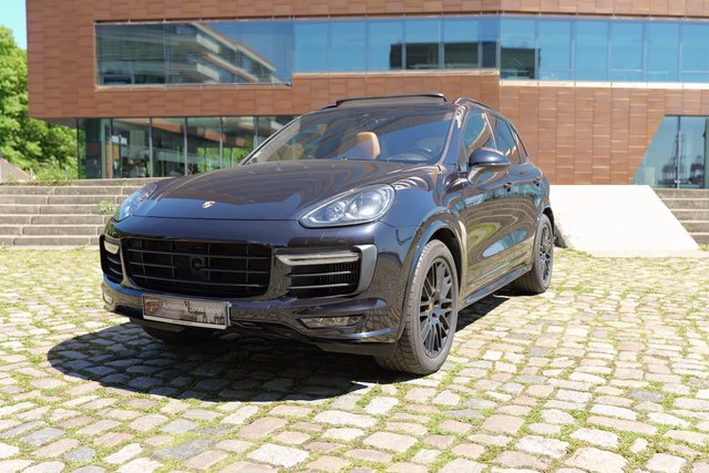 Porsche Cayenne GTS Used vehicle for sale | First registration 07/2016 | Price 43.900 €