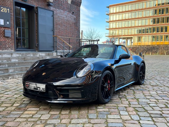 Porsche 992 Targa 4 GTS Sport-Design-Paket / Lift Sys Gebrauchtwagen Kaufen | EZ 08/2022 | Preis 222.900 €