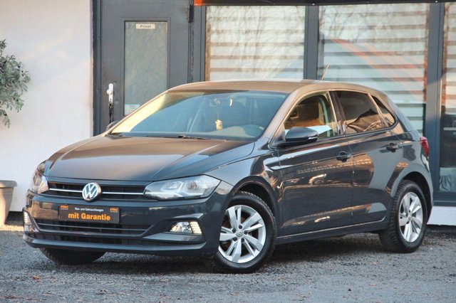 Volkswagen Polo VI Comfortline Navi Klimaauto PDC Garantie VI Gebrauchtwagen Kaufen | EZ 12/2018